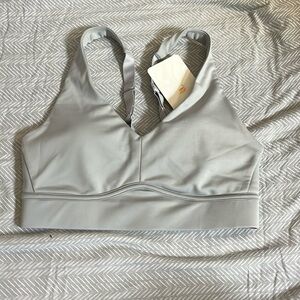 lightly lined adjustable strap sports bra